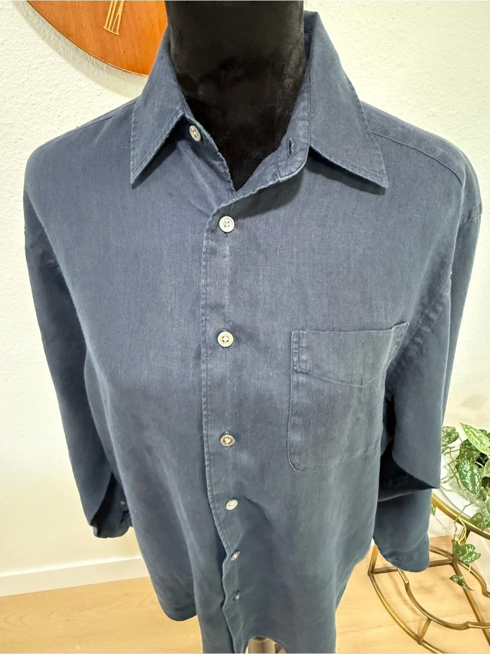 Banana Republic Men’s Small 100% Irish Linen Navy Button Front Shirt
